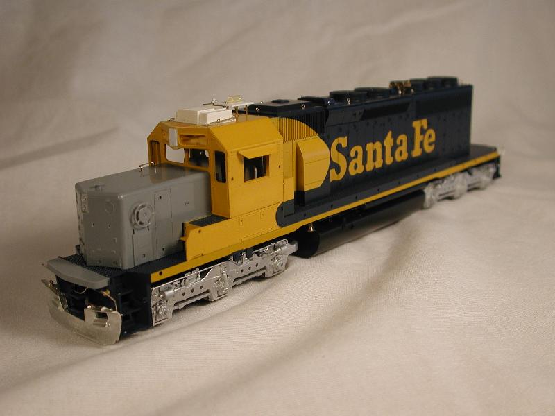 Welcome to the Eric Goodman ATSF Model Gallery - ATSF SD40-2 Project